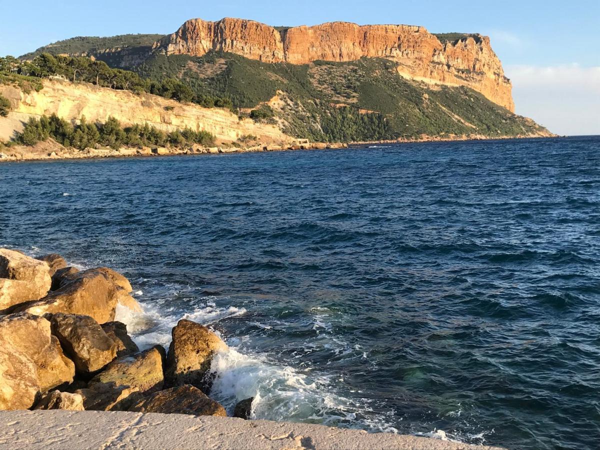 Le Cézanne, 200m plage, grand balcon ,Wifi, Cassis Exterior foto